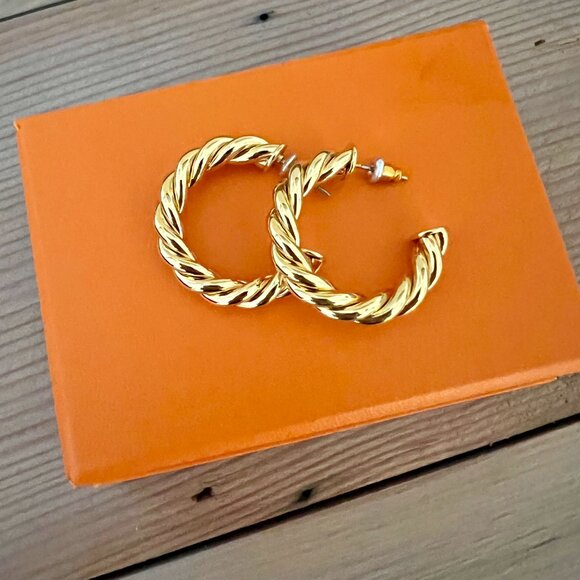 ASOS Gold Twisted Hoop Earrings, ASO Kate Middleton - Picture 5 of 6
